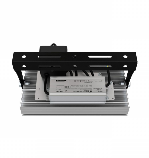 Прожектор 100 S CRI90 5700К 100х30°